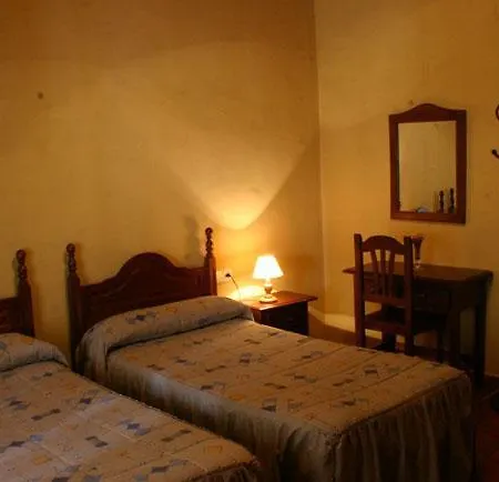 Alojamiento Rural Castillo De Kır Evi Hornachos