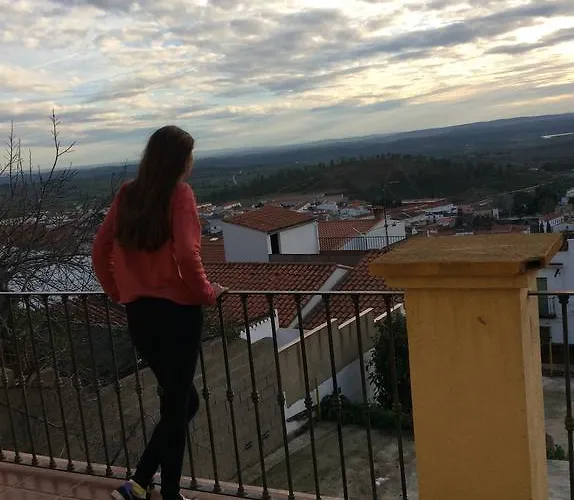 Alojamiento Rural Castillo De *